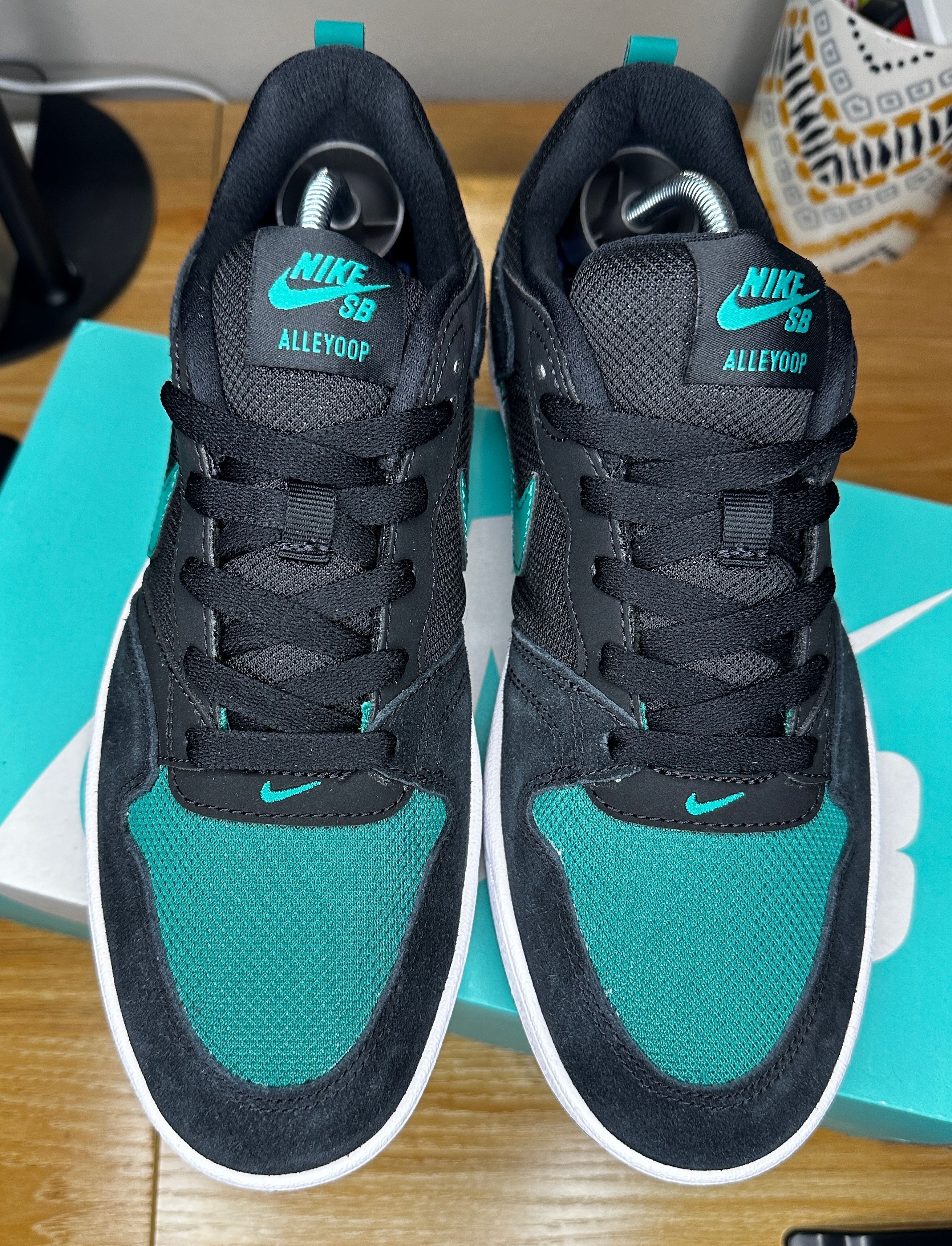Nike SB Alleyoop · Whatnot: Buy, Sell & Go Live Nike SB Alleyoop · Whatnot: Buy, Sell & Go Live