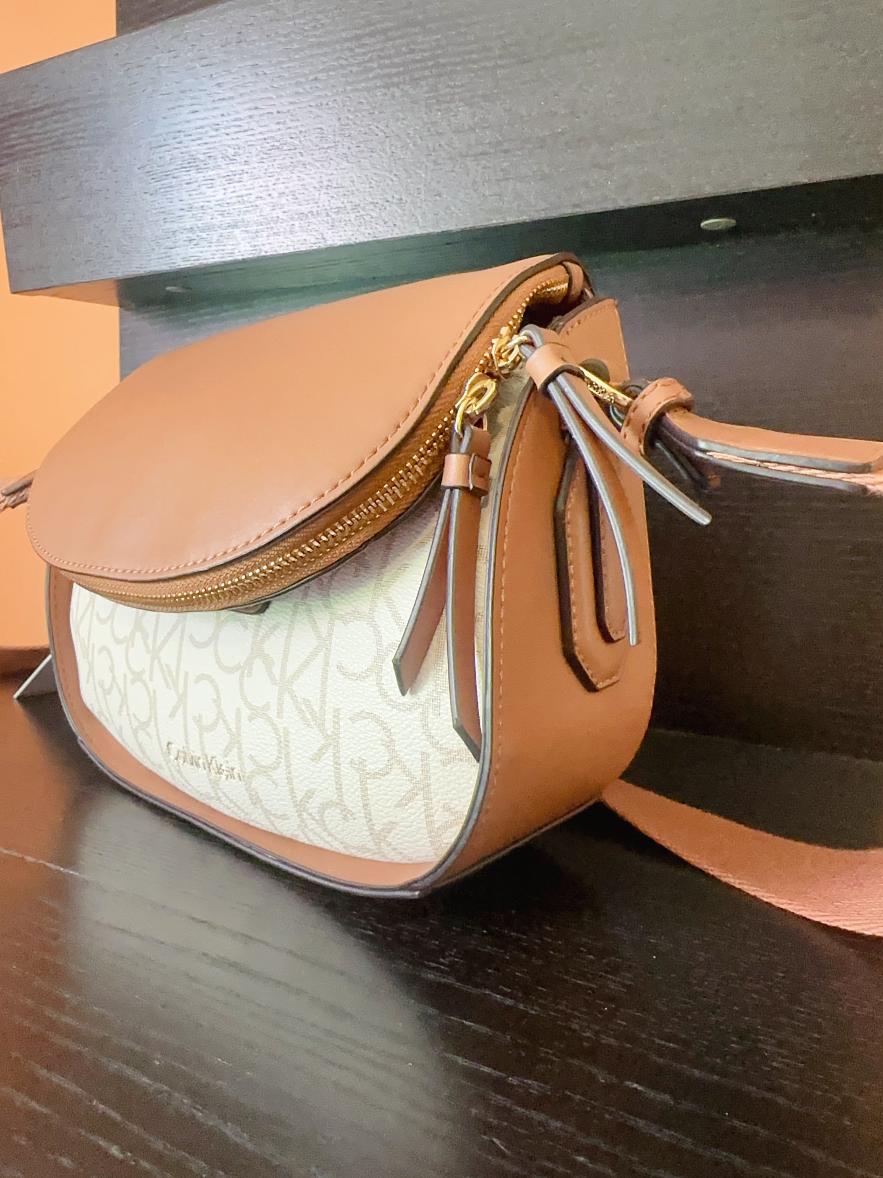 Calvin Klein unique flap camera bag brown vanilla wide soft Calvin Klein unique flap camera bag brown vanilla wide soft