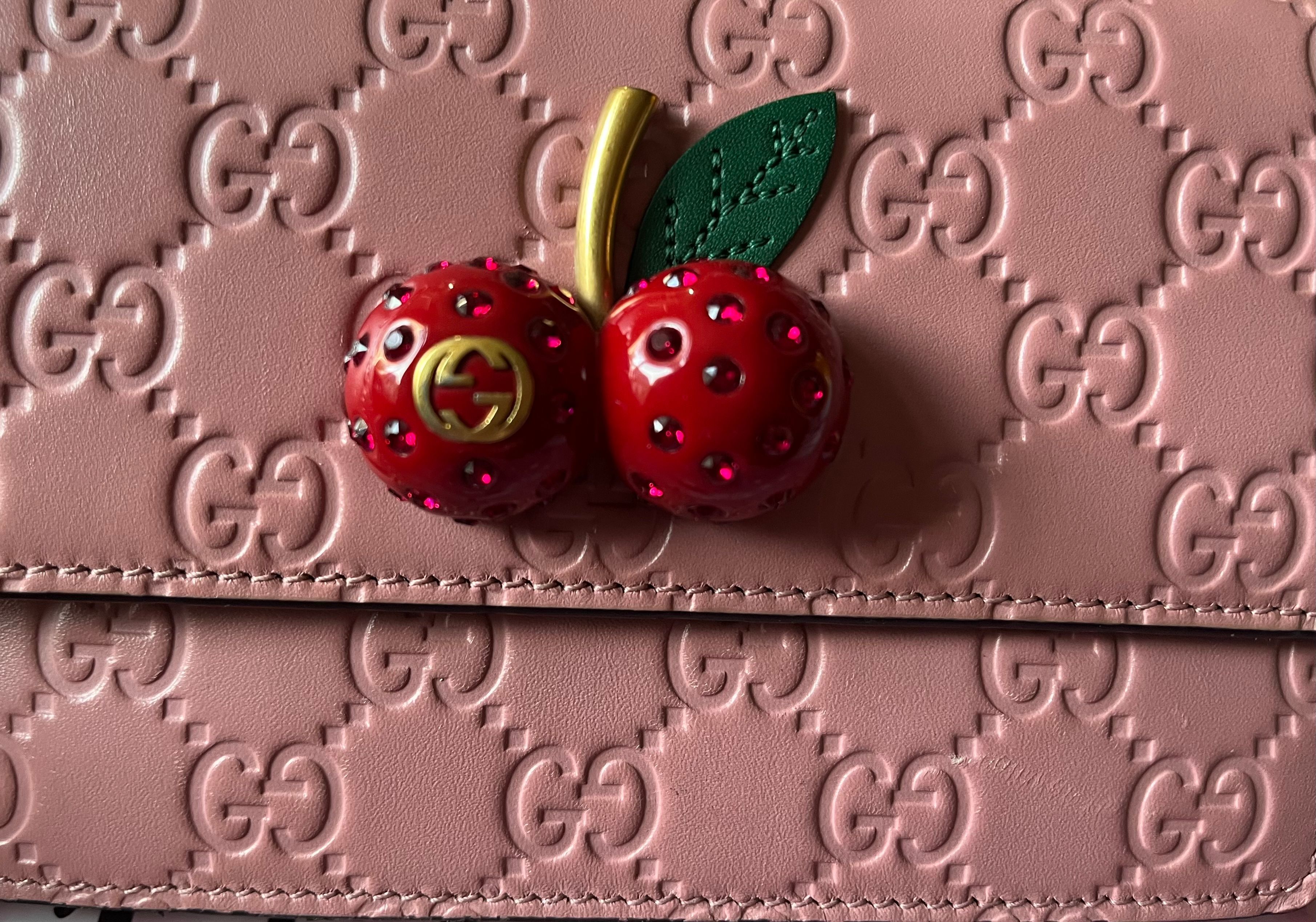 新品正規品  22. Gucci Buy Whatnot: · exclusive) (Japan bag mini cherry 小物