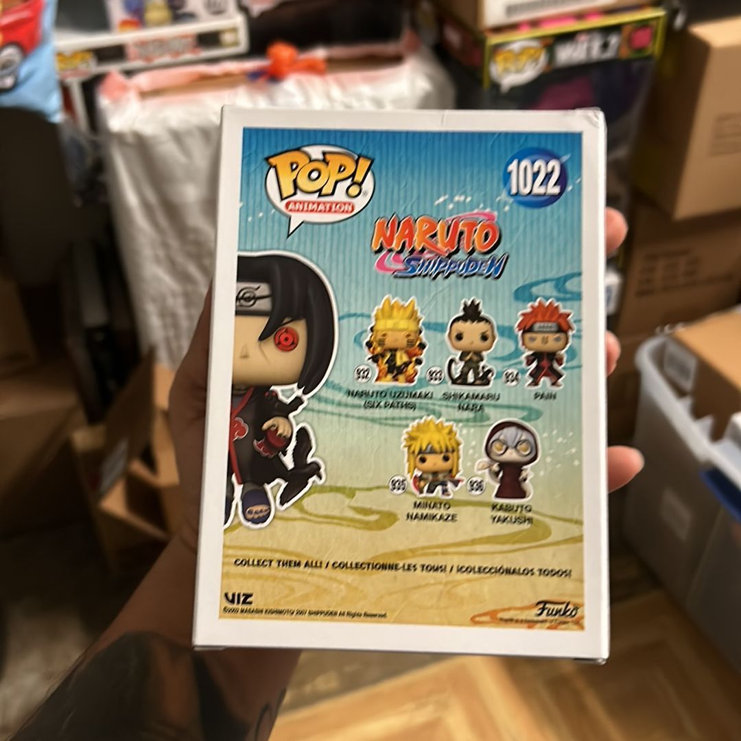 Naruto funko pop #1022 Itachi with Crows boxLunch exclusive