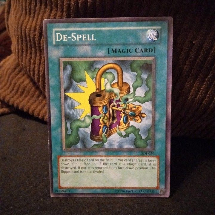 Lot of 5 Vintage 1996 Yu-Gi-Oh Magic Cards Monster Reborn Lot of 5 Vintage 1996 Yu-Gi-Oh Magic Cards Monster Reborn