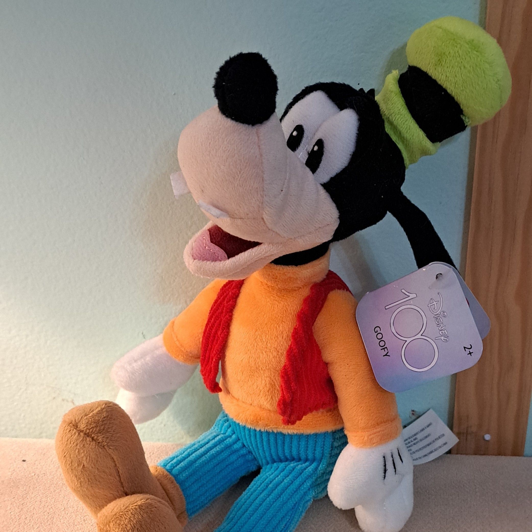 Plush Goofy online