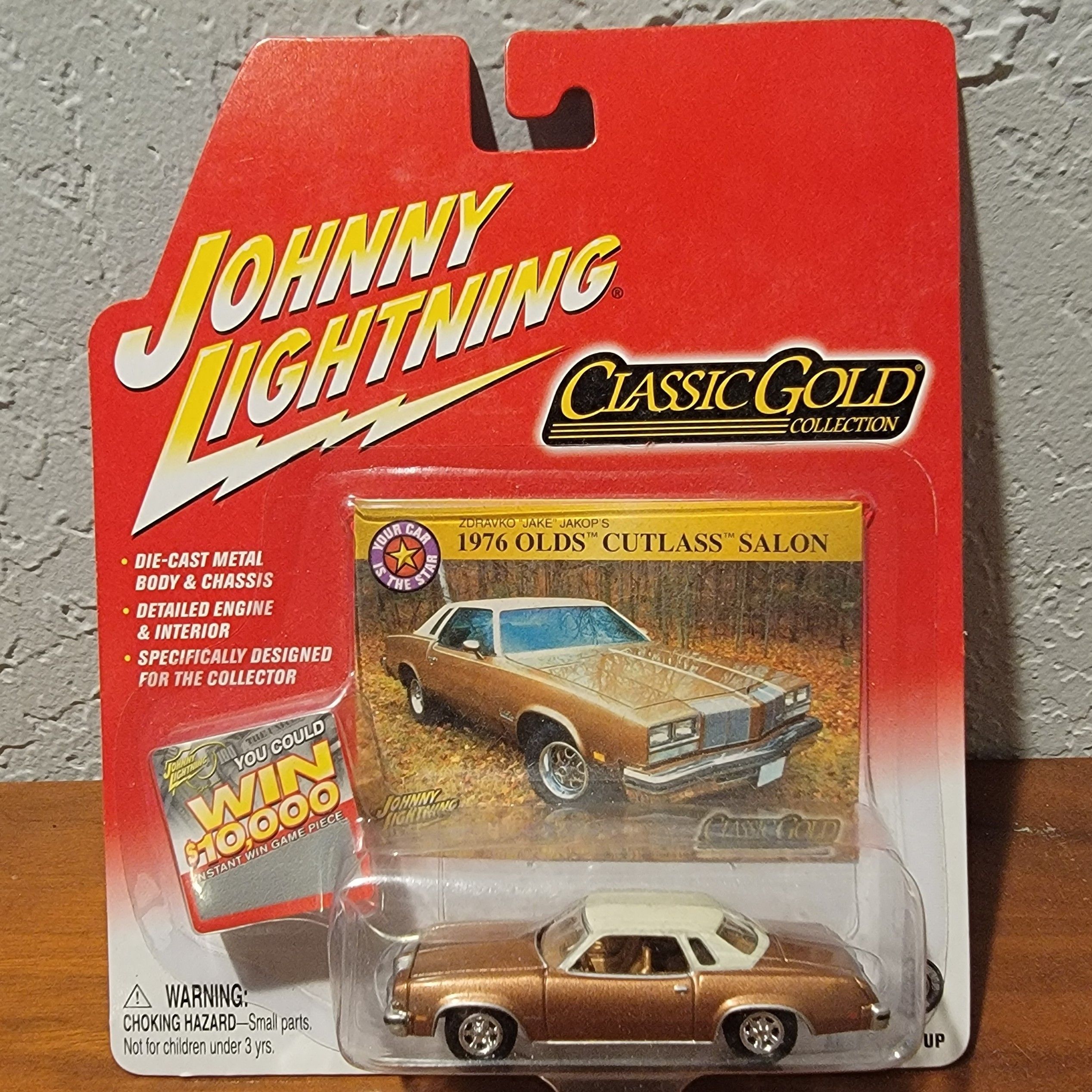 Johnny orders lightning cutlass