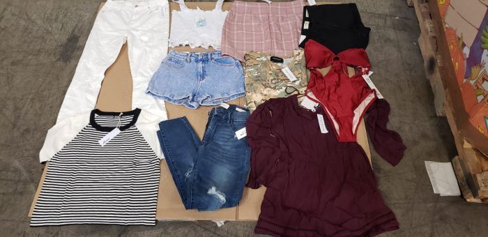 Pacsun wholesale mixed apparel pallets 100pcs · Whatnot: Shop