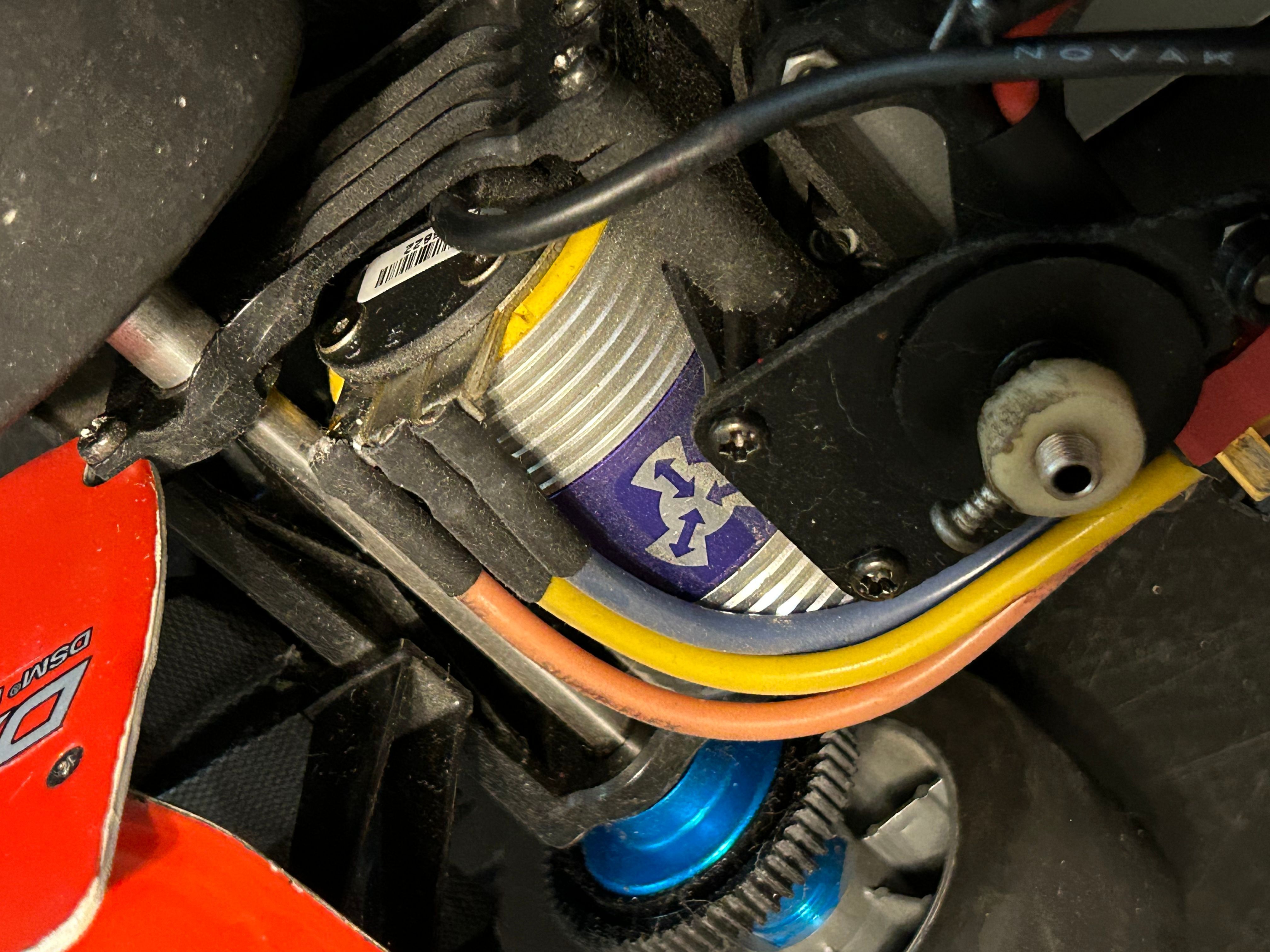 ビザ キャッシュ RB F1 チーム VCARB 01 角田裕毅 日本GP 2024