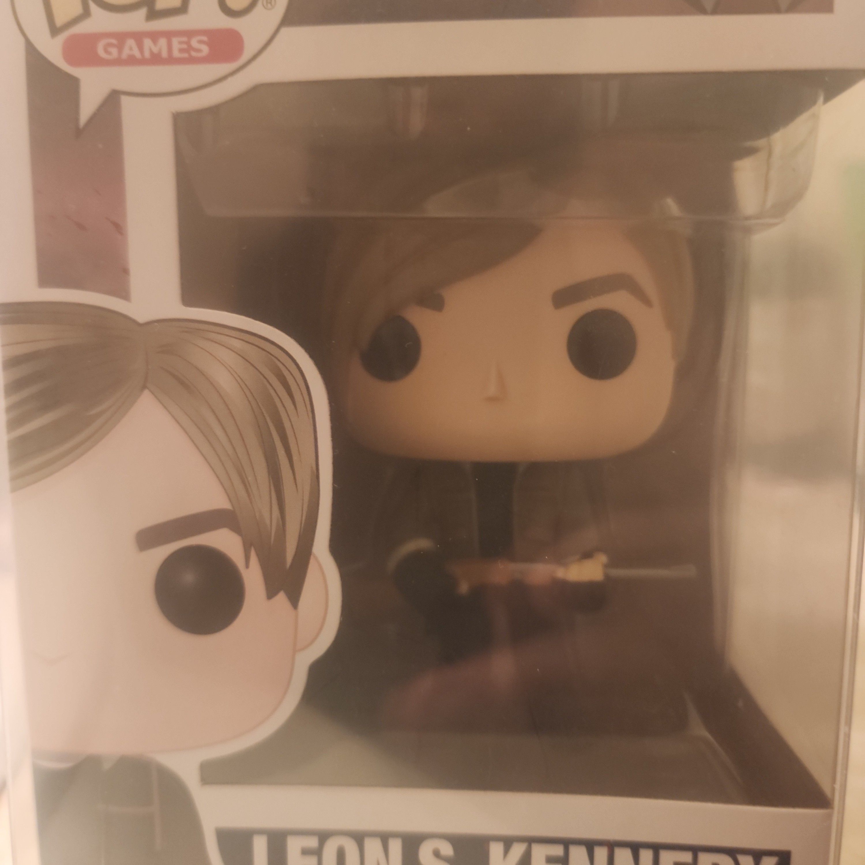 【希少】funko pop バイオハザード4 レオンケネディ 156 Funko POP Resident Evil Leon S Kennedy 156 20th Anniversary