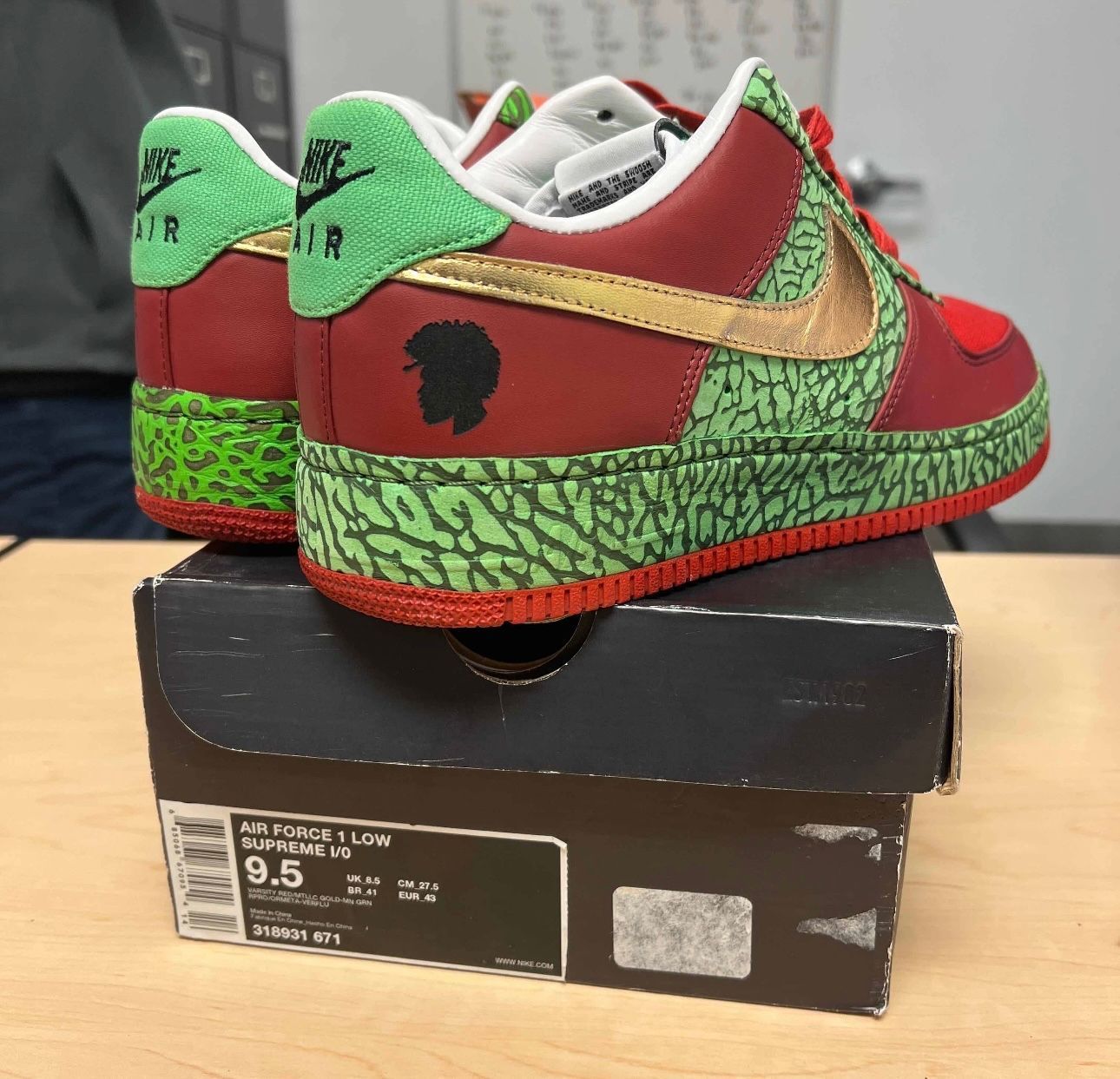 Size 9.5 - Nike Air Force 1 Low Supreme Insideout Questlove · Whatnot: Buy,  Sell & Go Live