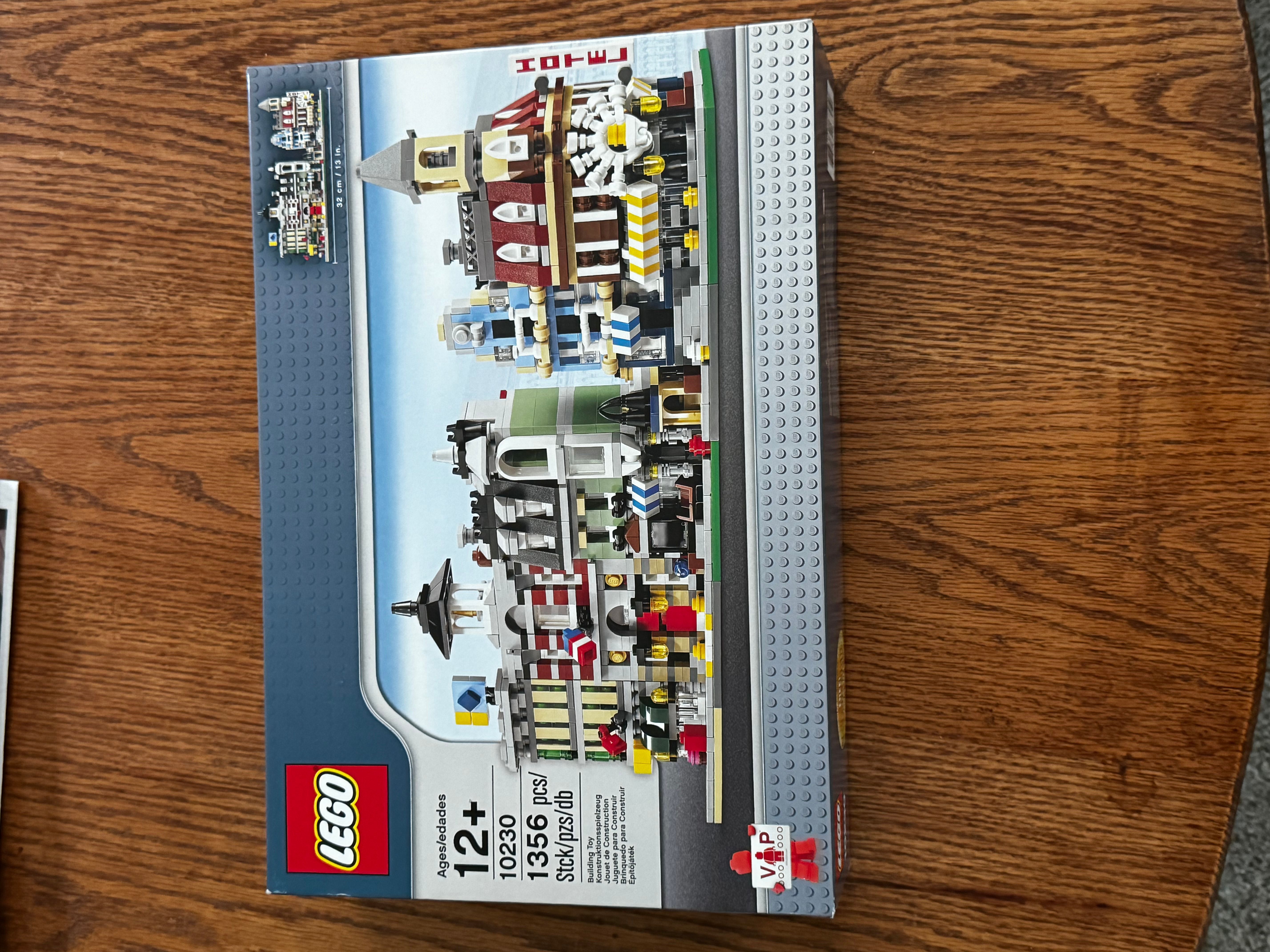 Lego 10230 clearance