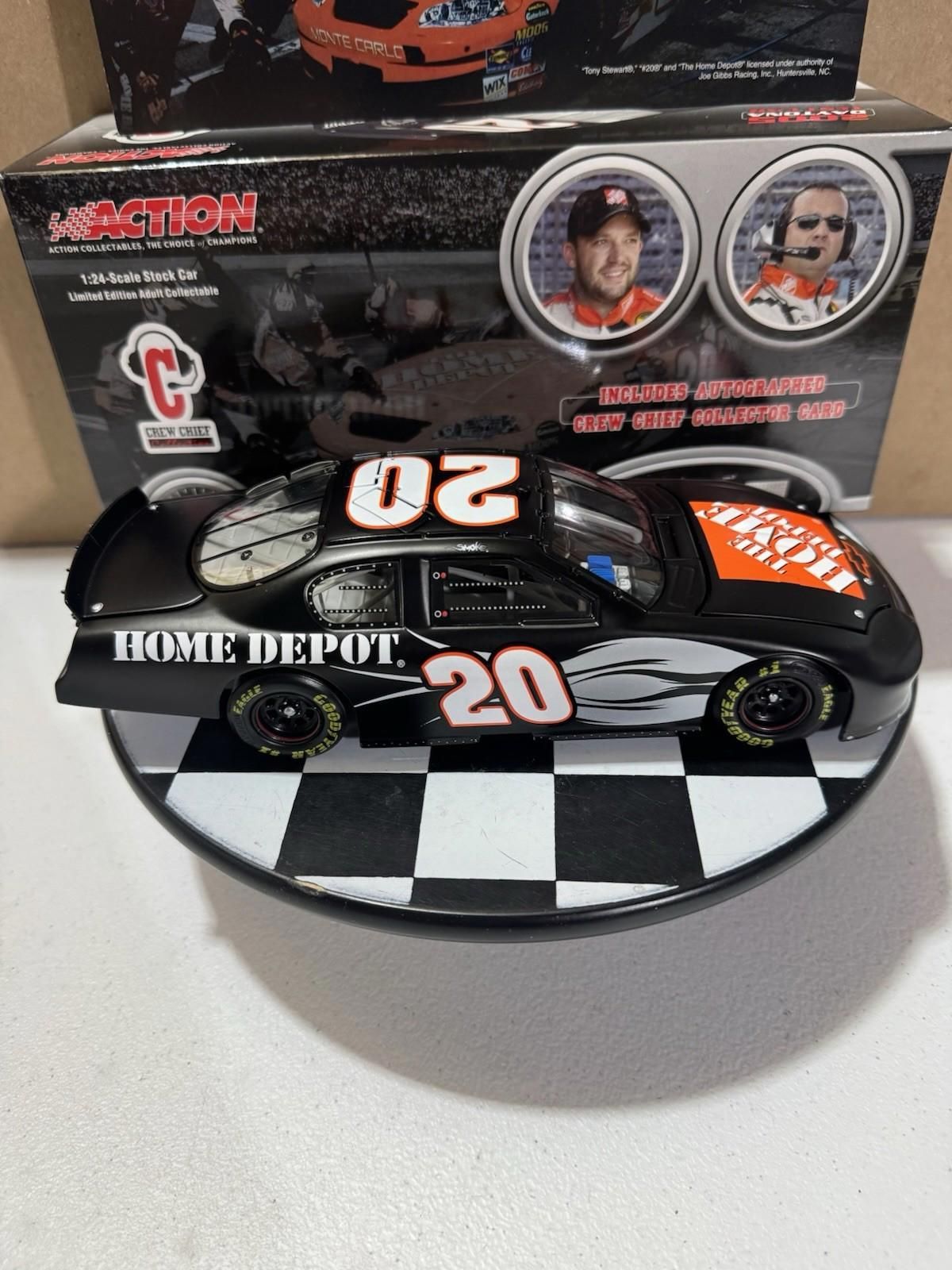 Tony Stewart #20 Home Depot Test Car Crew Chief Collection 2005