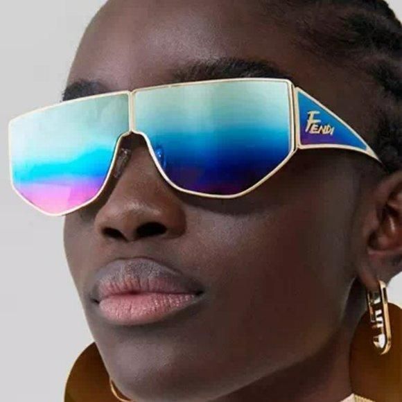 美品✨FENDI Sunglasses Gold Vintage Y2K 00s FENDI Vintage Sunglasses Oval Gold FS300 Offset Safety Pin