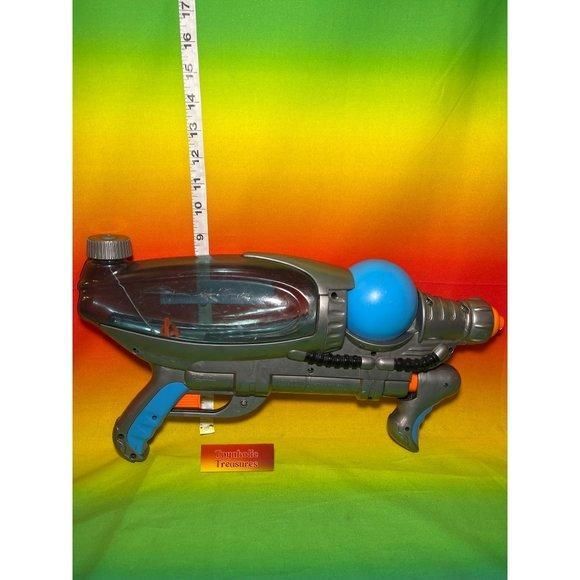 LARAMI Air Pressure Super Soaker XP 270 Water Gun Toy Whatnot Buy Sell Go Live