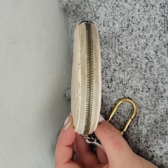 Gucci Marmont coin purse and key ring · Whatnot: Shop, Sell