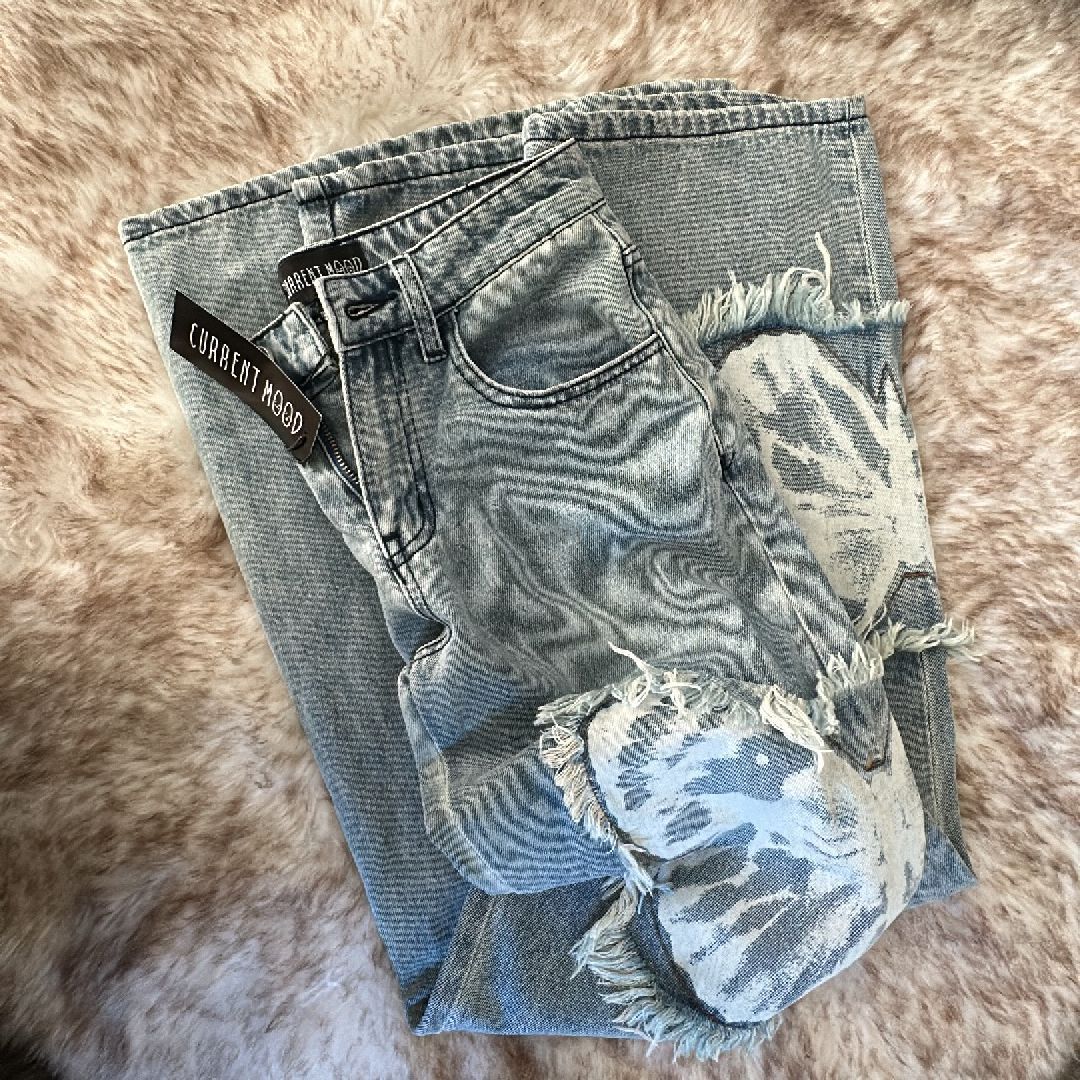 ★人気【DOLLS KILL】Fluttering Muse Wide Leg Jeans★ dolls kill current mood fluttering muse wide leg butterfly