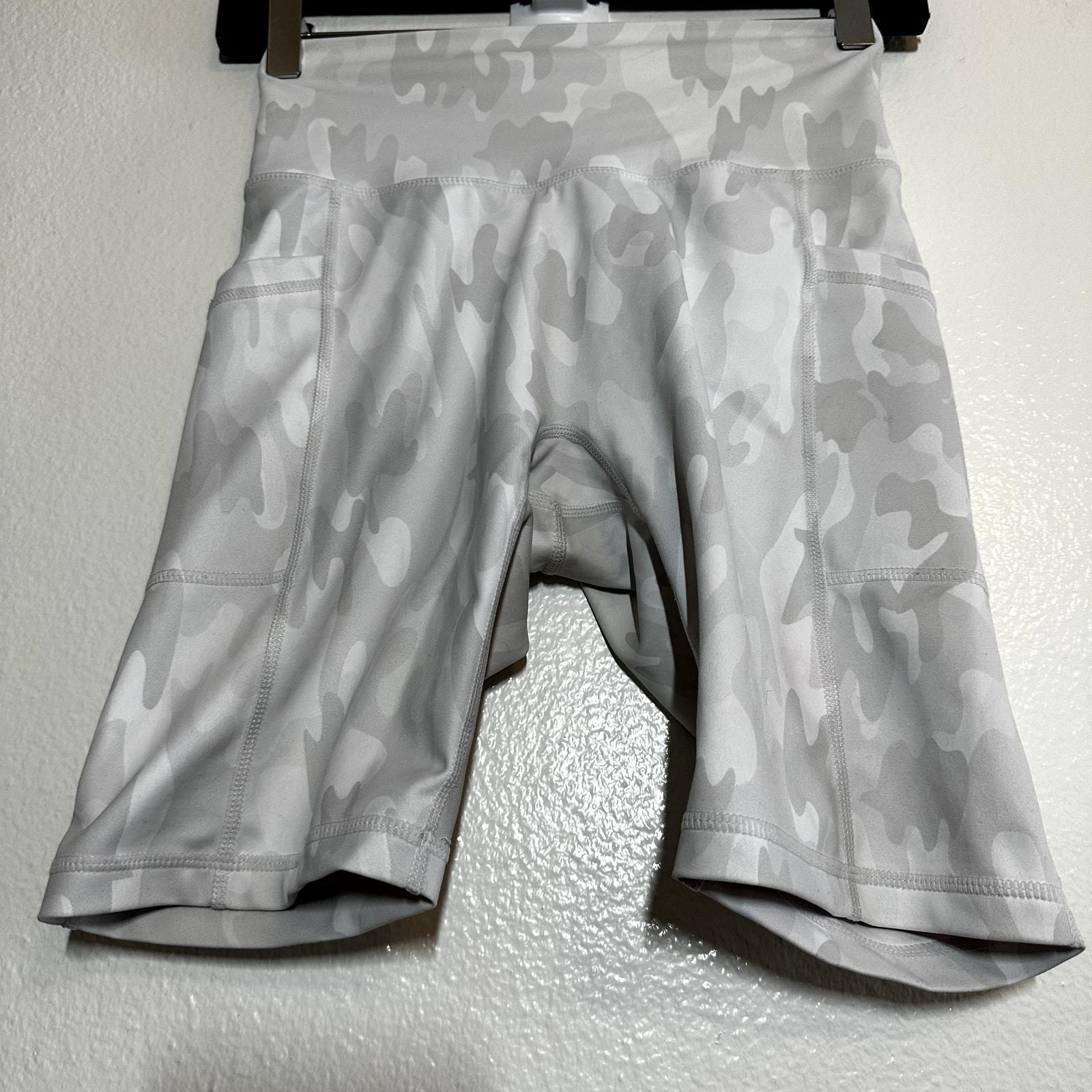 BuffBunny Collection Limitless Biker Shorts High store Waisted Pockets Camo Gray XS