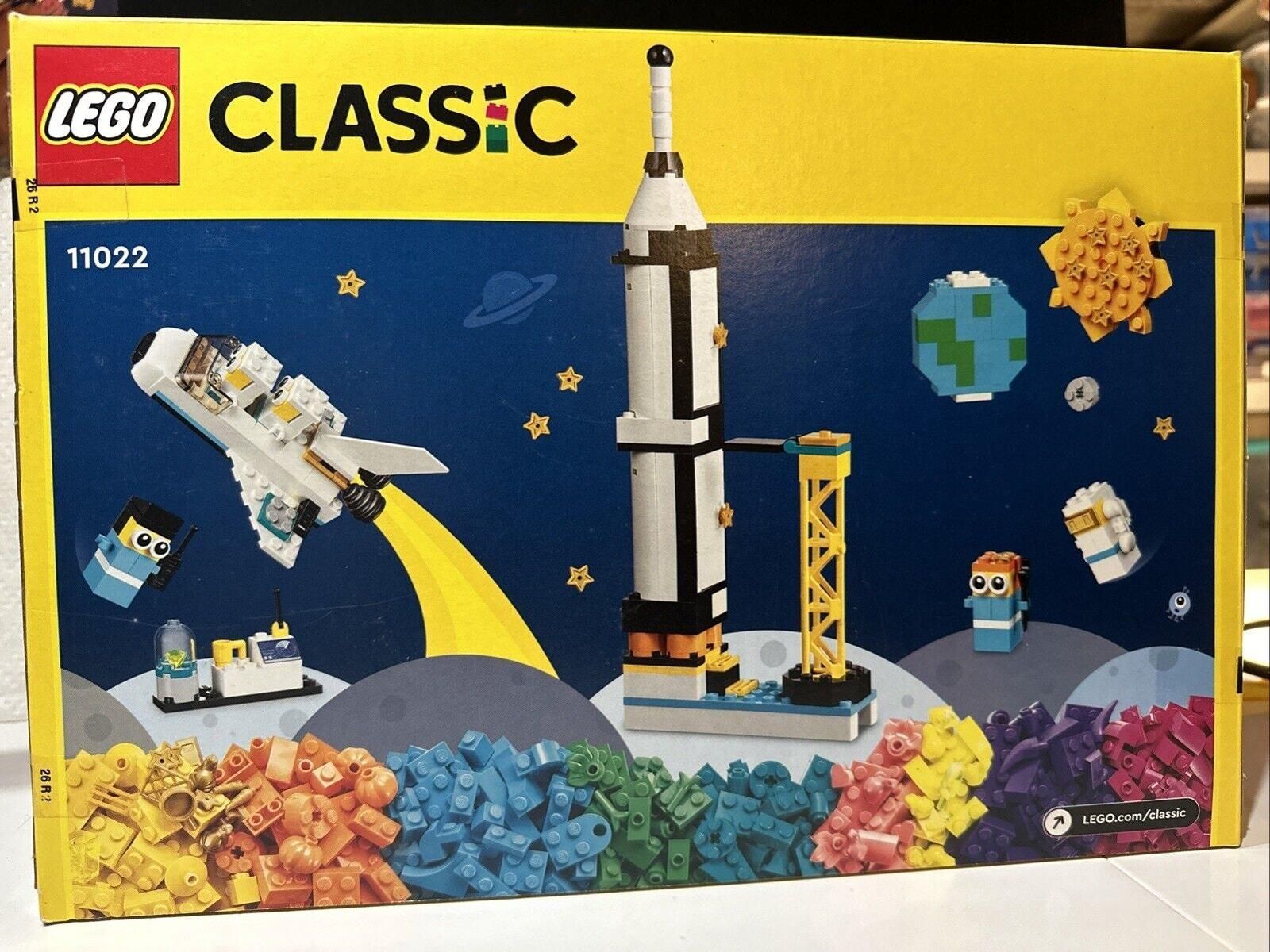 CLASSIC Space deals Mission 1700 Piece Set! Model 11022