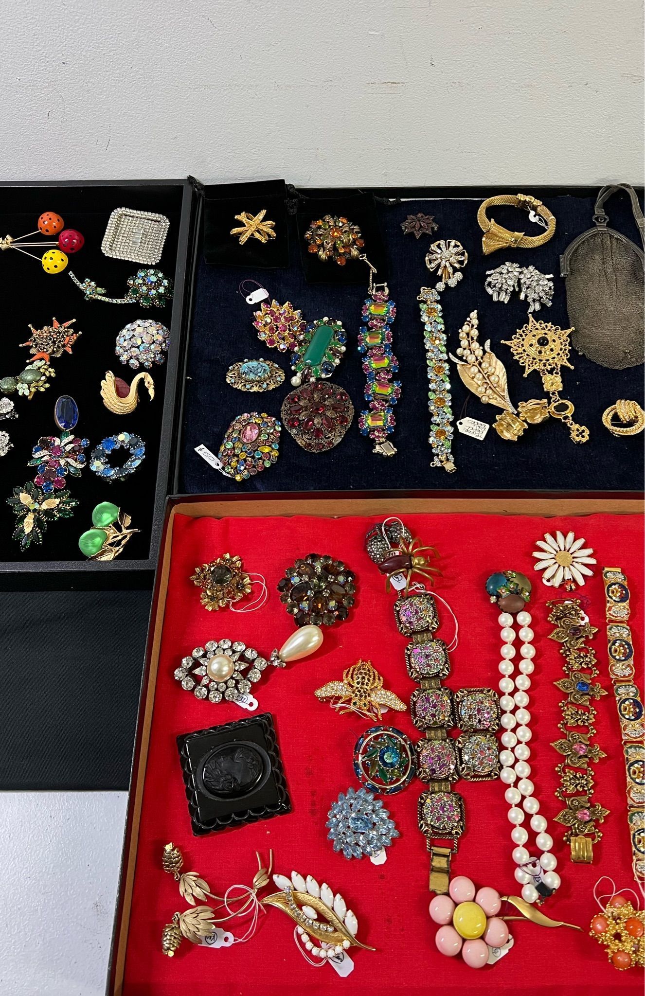 Whatnot Vintage Costume Jewelry Show! Livestream by eastendtreasures