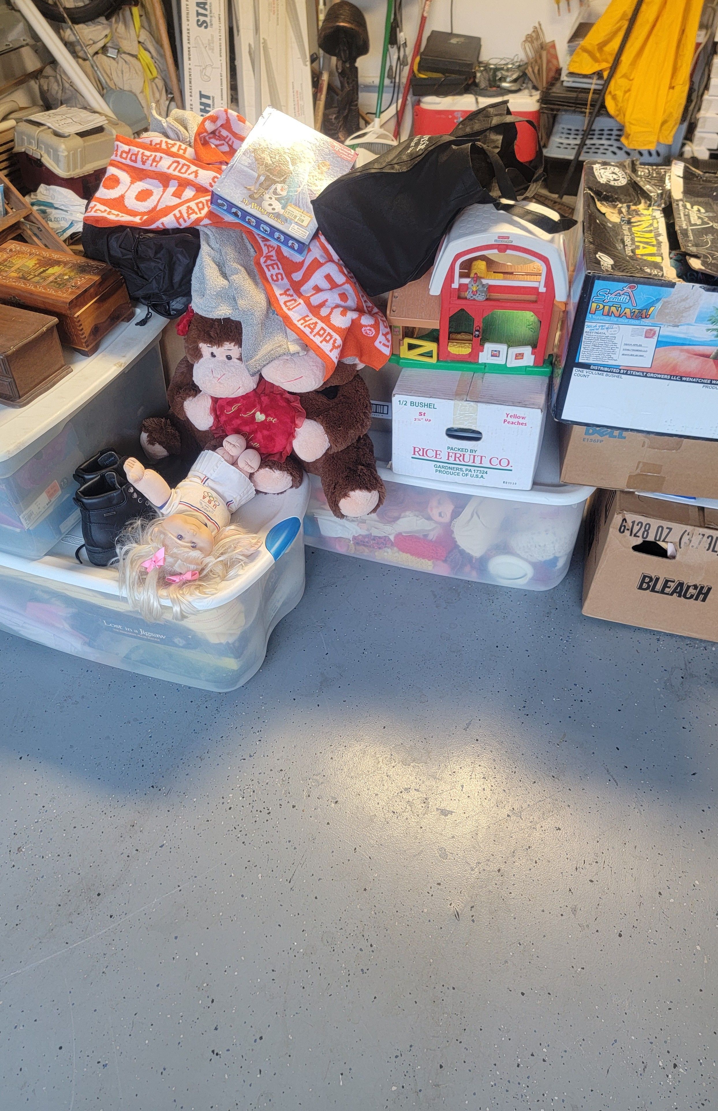 Whatnot Picked up two new units. Everything must go!! Livestream by stone_collectibles 