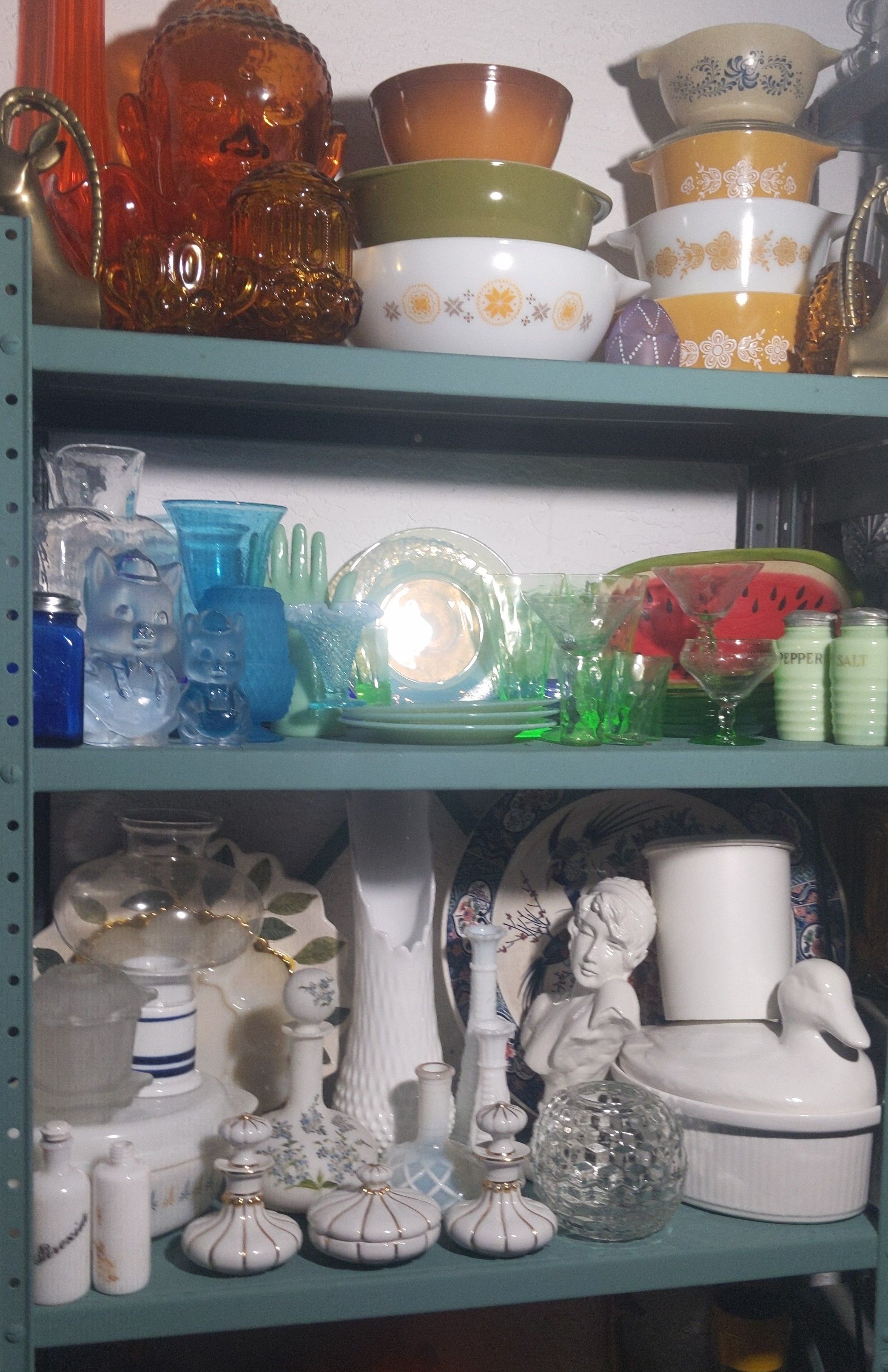 Whatnot   Winners Choice $2 Start Vintage Glass Galore And More