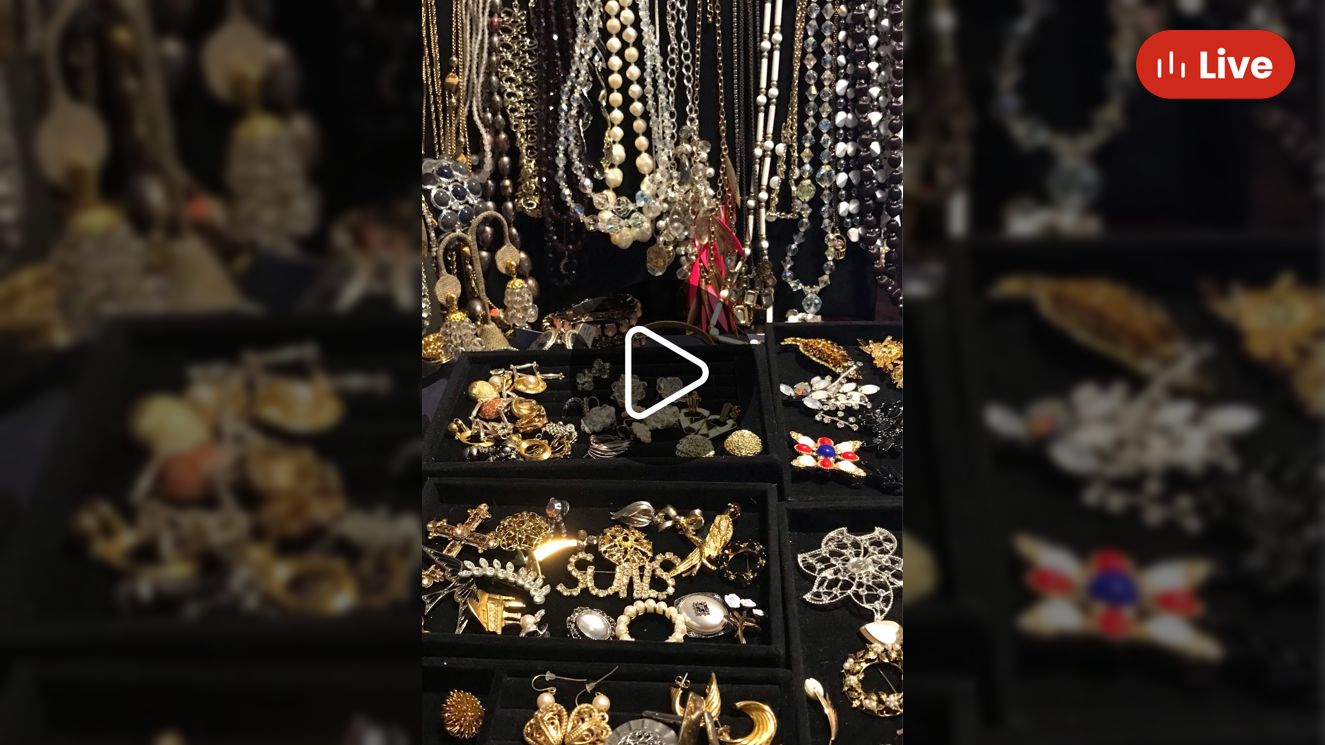 Whatnot Late Night Vintage And Modern Costume Jewelry Plus Christmas Livestream By Emmysdivine 