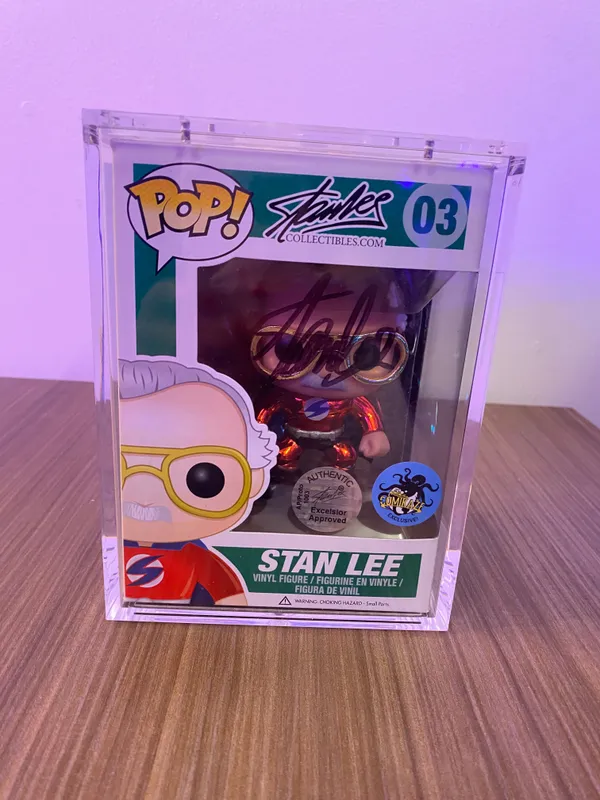 Stan lee sale superhero red metallic