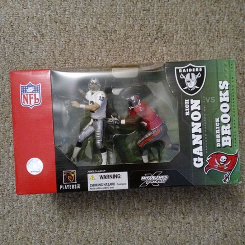 Rich Gannon vs Derrick Brooks McFarlane 2 pack