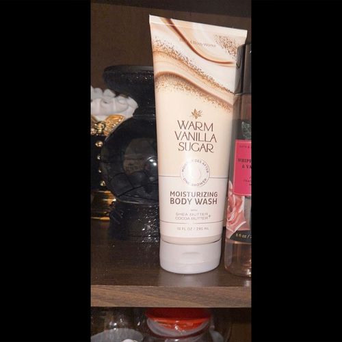 Warm Vanilla Sugar Moisturizing Body Wash