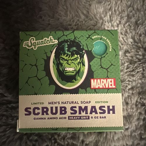 New Dr. SQUATCH hulk Scrub Smash Limited Edition Soap Bar Includes