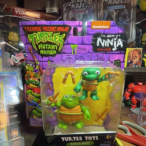 Teenage Mutant Ninja Turtles Mutant Mayhem The Making of a Ninja Raph &  Mikey Exclusive Action Figure [Turtle Tots]