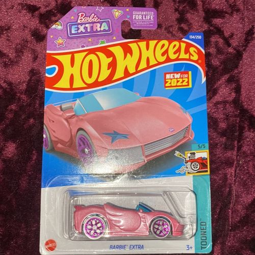 Hot Wheels 2022 - Barbie Extra - Tooned 5/5 [Pink] 134/250