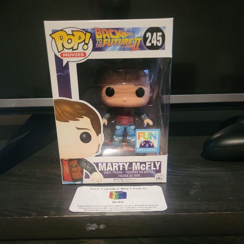 Funko Pop Back to the Future Marty McFly Hoverboard exclusive protector MINT 