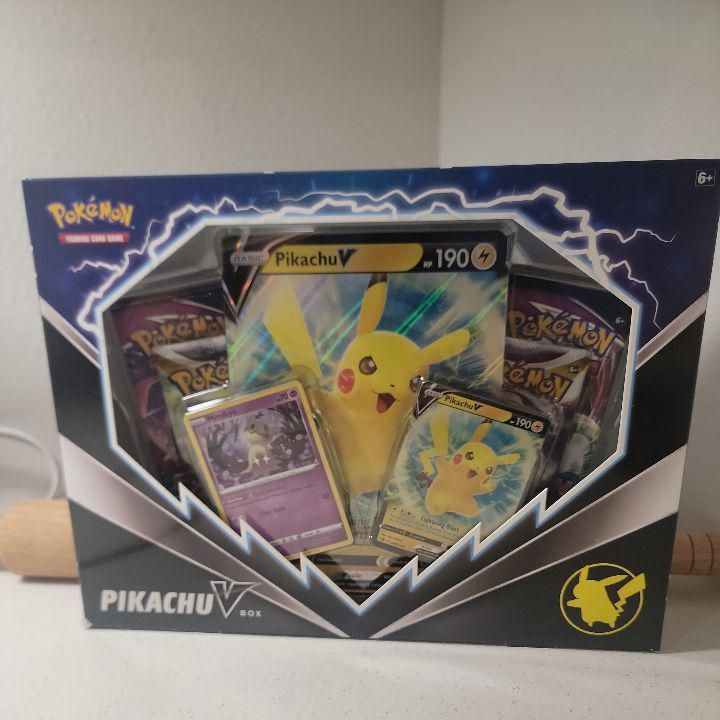 pokemon pikachu v box