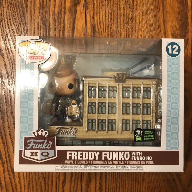  Freddy Funko with Funko HQ [ECCC]