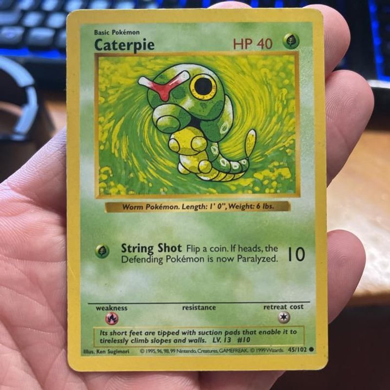 Caterpie - Base Set (Shadowless)