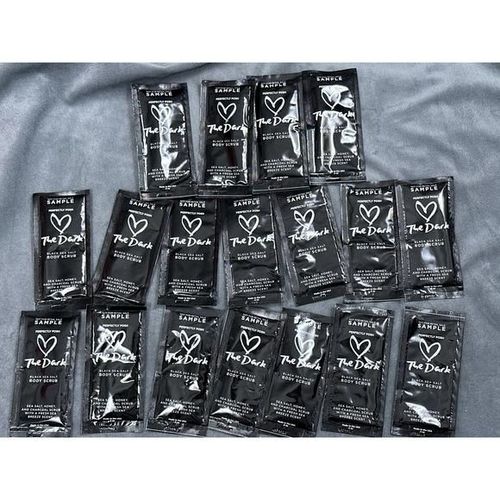 Perfectly Posh Love The Dark Black Sea Salt Body Scrub Lot of 18 Sample  Packs .3 - Lacadives