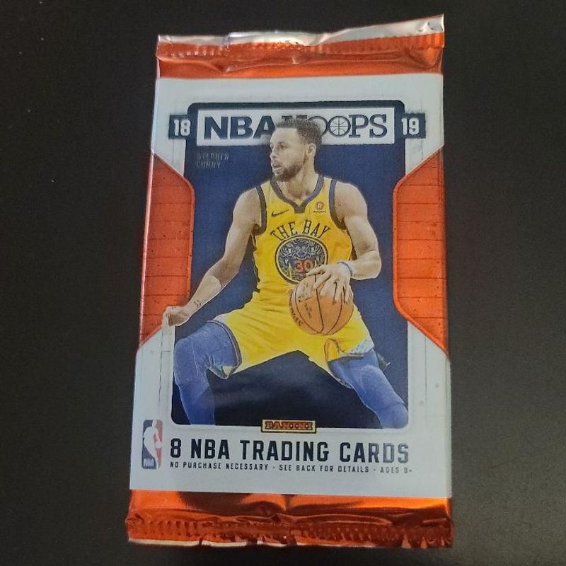 2018-19 Panini NBA Hoops Basketball Pack (8 cards)