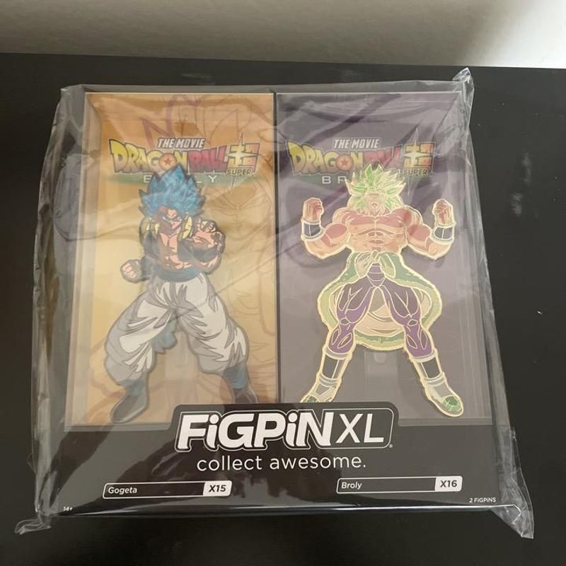 Glitter Hair Gogeta and Gold Plated Broly 2-Pack