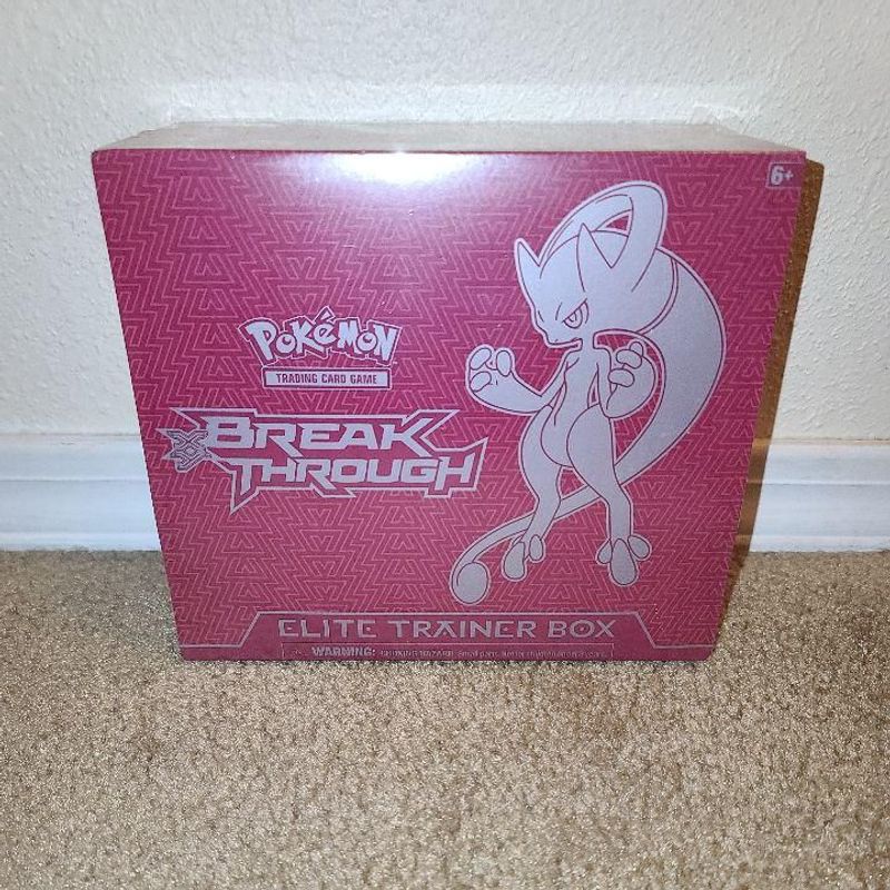 Pokemon TCG BREAKthrough Elite Trainer Box (Mewtwo X)
