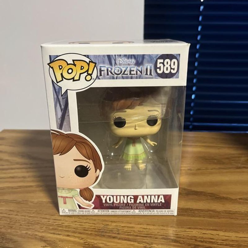 Young Anna (Frozen 2)