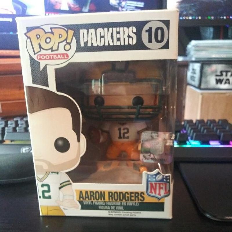 aaron rodgers funko pop