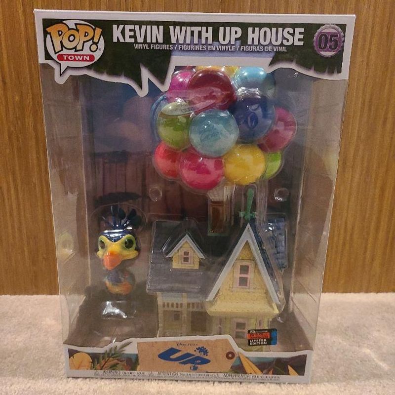 Kevin with Up House [Fall Convention]