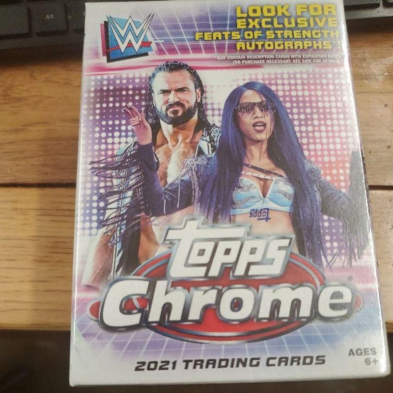 2021 Topps WWE Chrome Wrestling Hobby Box 