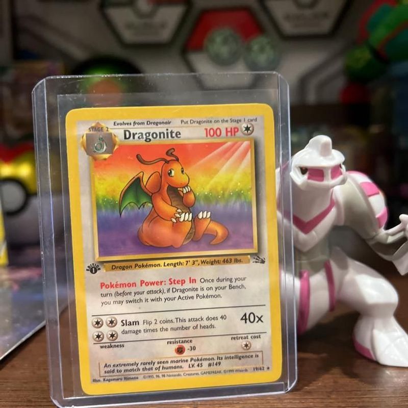 Dragonite (19) - Fossil (1st edition)