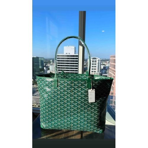 Goyard BRAND NEW ARTOIS MM BAG in GREEN w/ receipt & Tags- Never Used -  Zipper