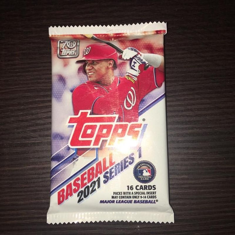 2021 Topps Series 1 Baseball Pack (14 cards)