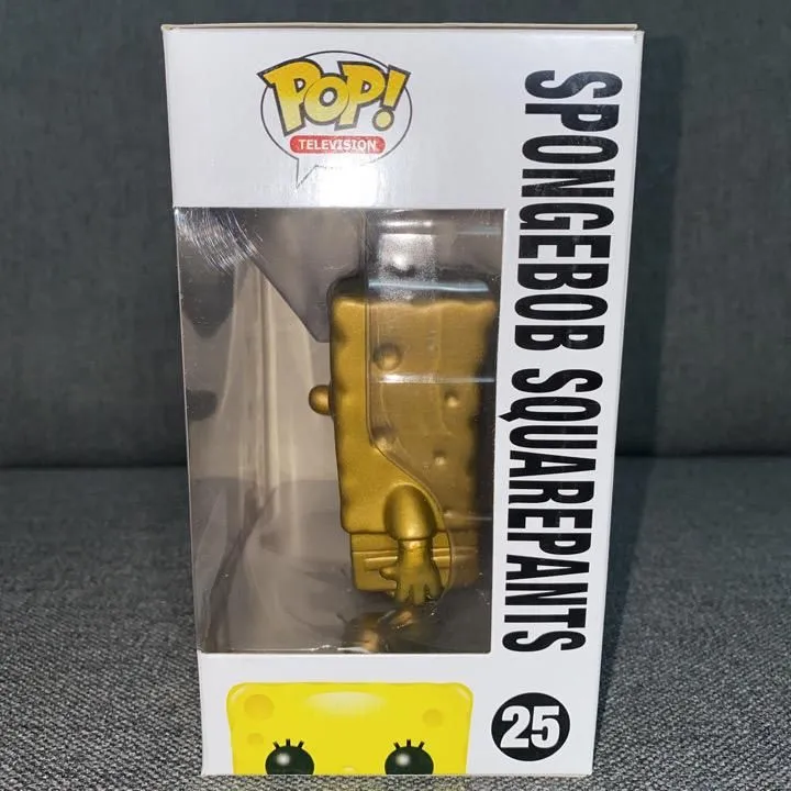 Gold spongebob 2024 funko pop