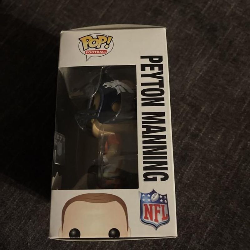 Guy Gilchrist Peyton Manning art Funko Pop! Vinyl STORE