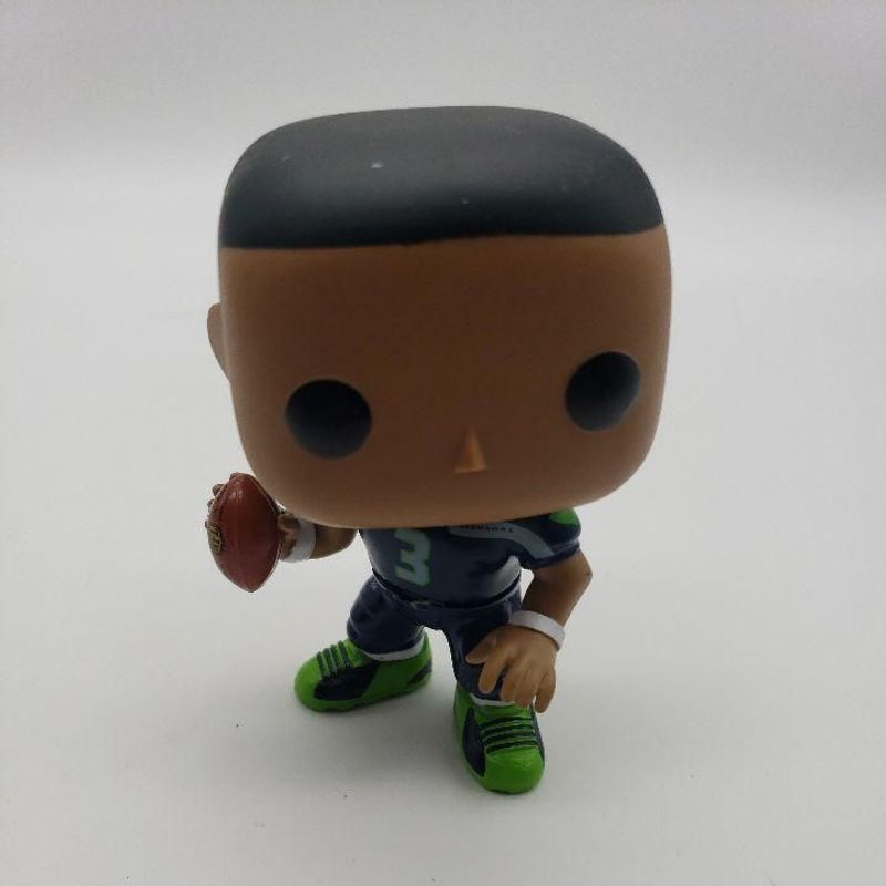 Verified Russell Wilson by Funko Pop!