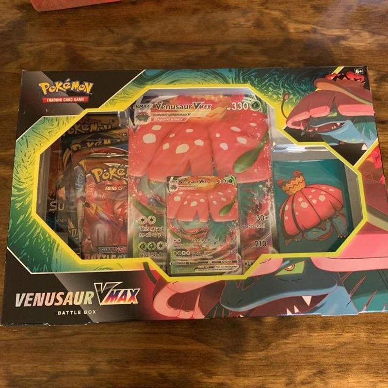 Venusaur Vmax Battle Box