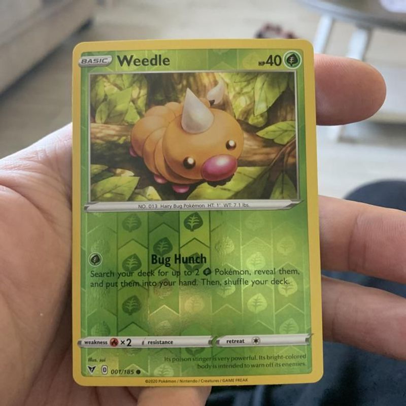 Weedle, Voltagem Vívida, Banco de Dados de Cards do Estampas Ilustradas