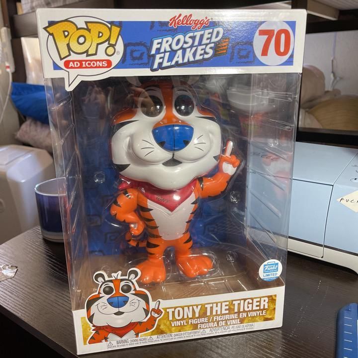 tony the tiger with sunglasses funko pop